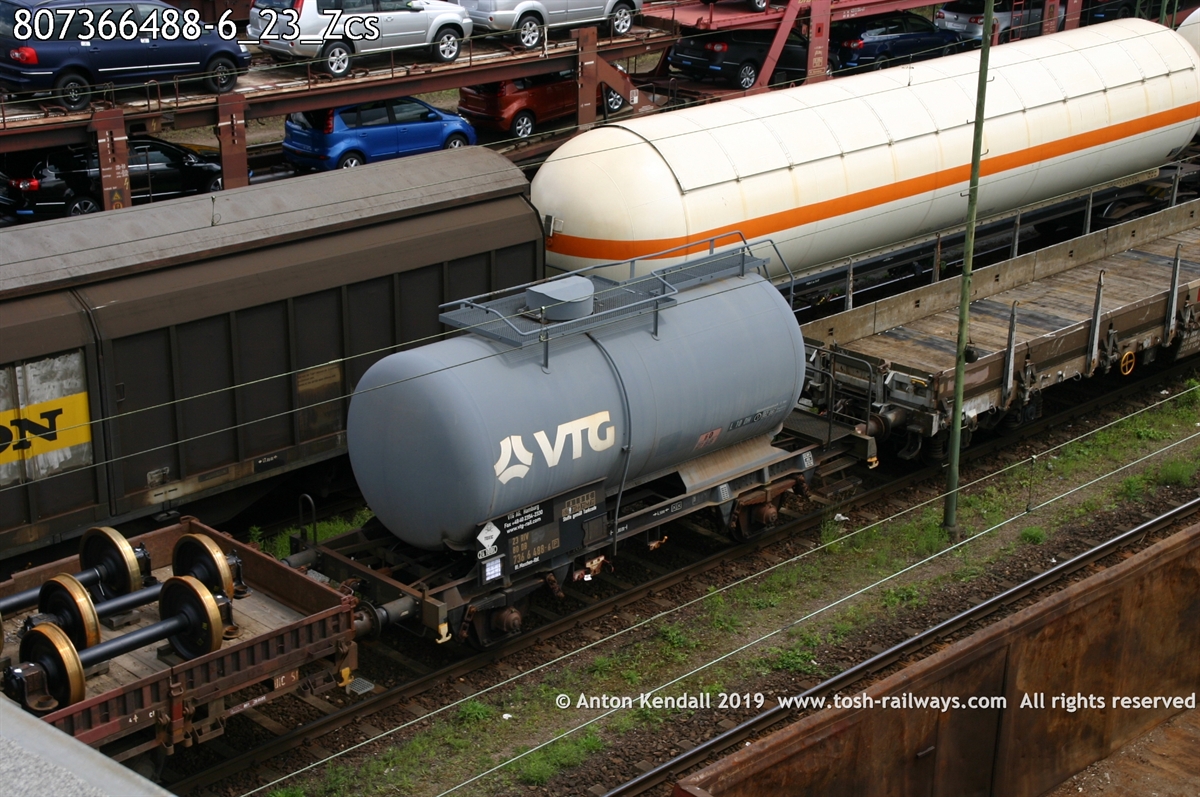 807366488-6_23_Zcs.jpg